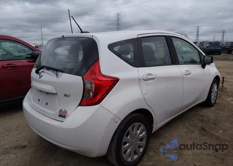 2016 Nissan Versa Note S (Sr)/S Plus/Sl/Sr/Sv z USA, uszkodzony, nr VIN 3N1CE2CP3GL403036